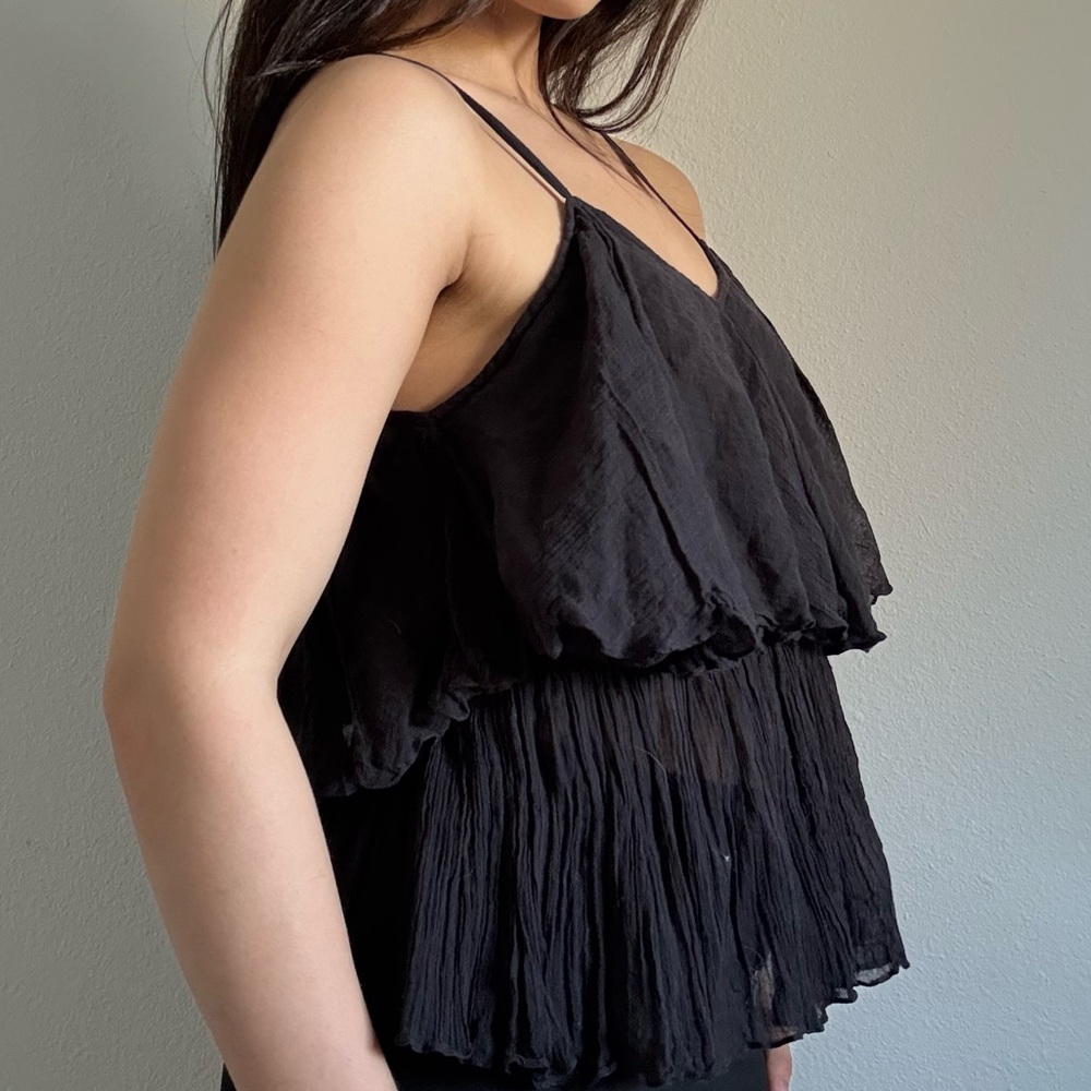 Mes Demoiselles Elegant Black Sleeveless Top - Picture 11 of 13